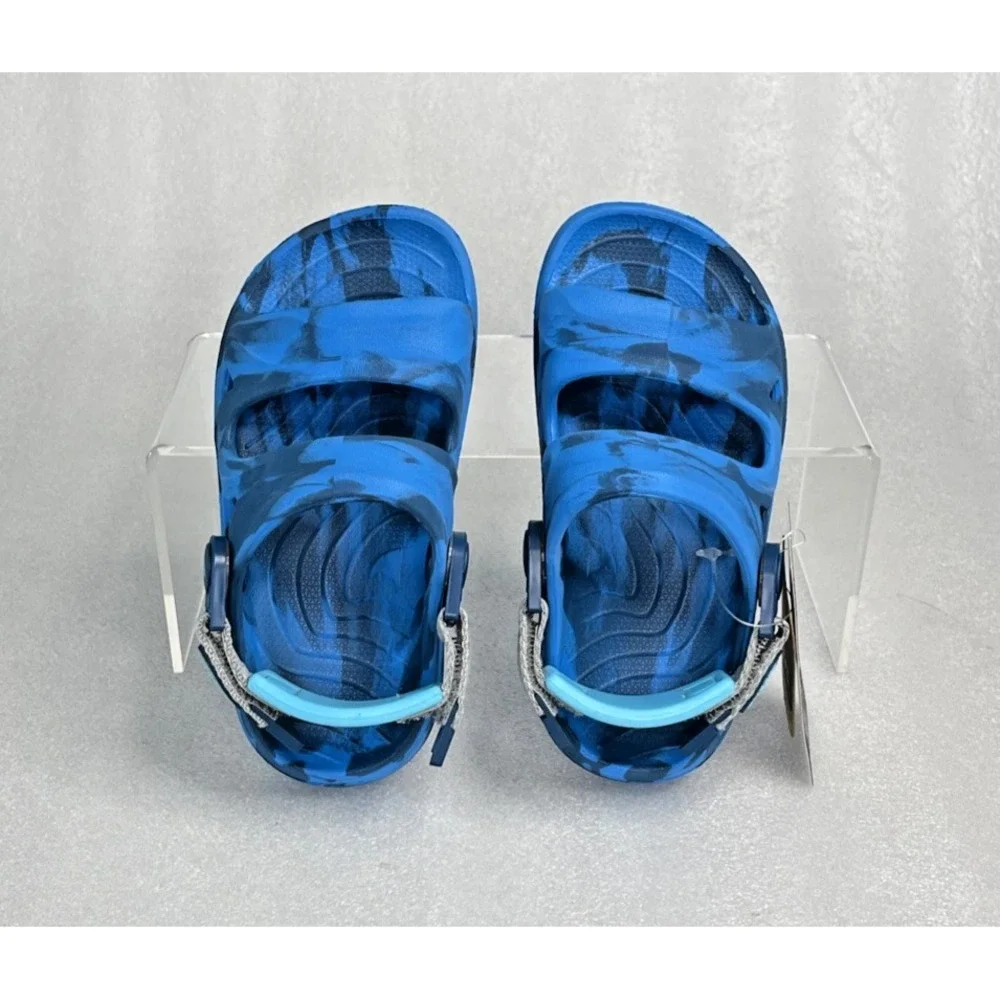 Rugged Shark Adventure Trail Blue Sandals Floatable Washable Boys Size 7 NEW